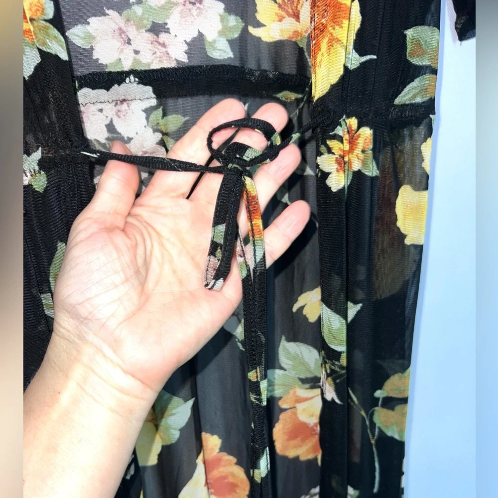3rd + Malt black floral print sheer‎ duster cardigan cover-up with drawstring M